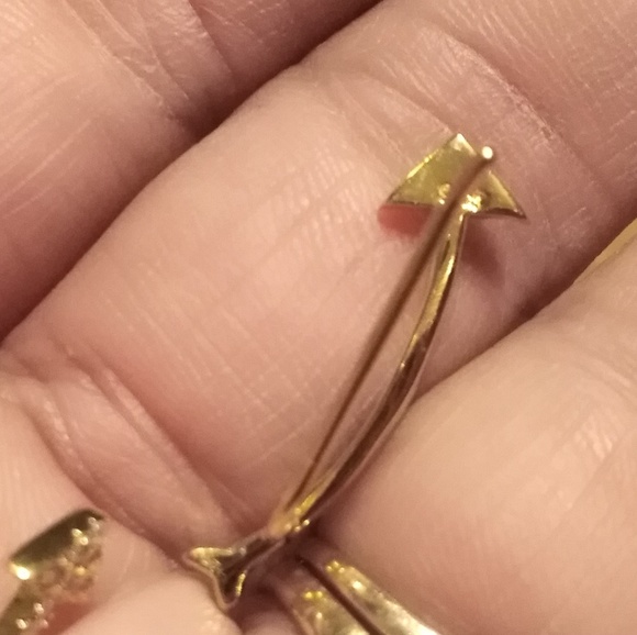 Arrow 14kt over sterling silver ear climber - Picture 2 of 3
